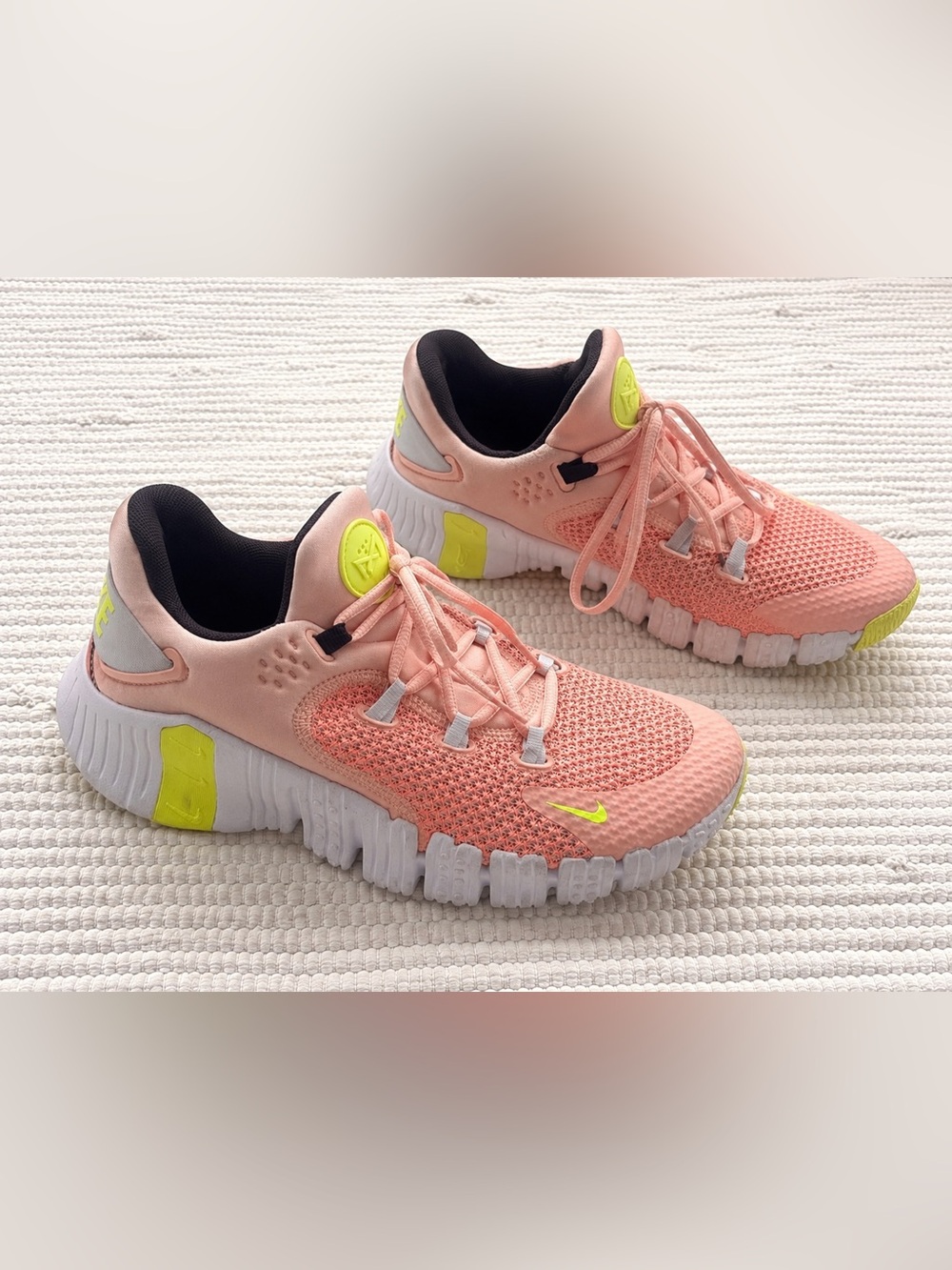 Nike Free Metcon 5 Pink Volt Training Sneakers Women’s 9 Gym Workout